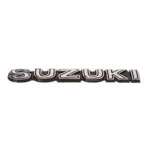 EMBLEMA TANQUE – SUZUKI AX 100/GN 125 CROMADO