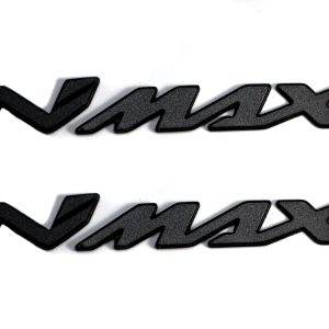 EMBLEMA – N – MAX  COLORES GRIS-DORADO-NEGRO